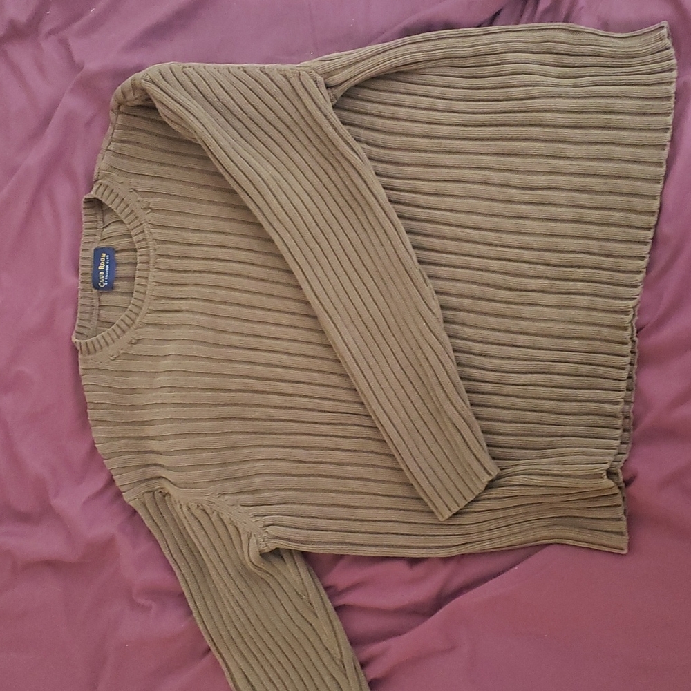 Very thick olive winter sweater
